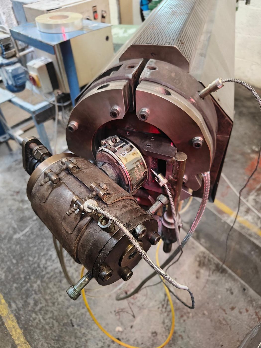 Lutrom Engineering workshop photo